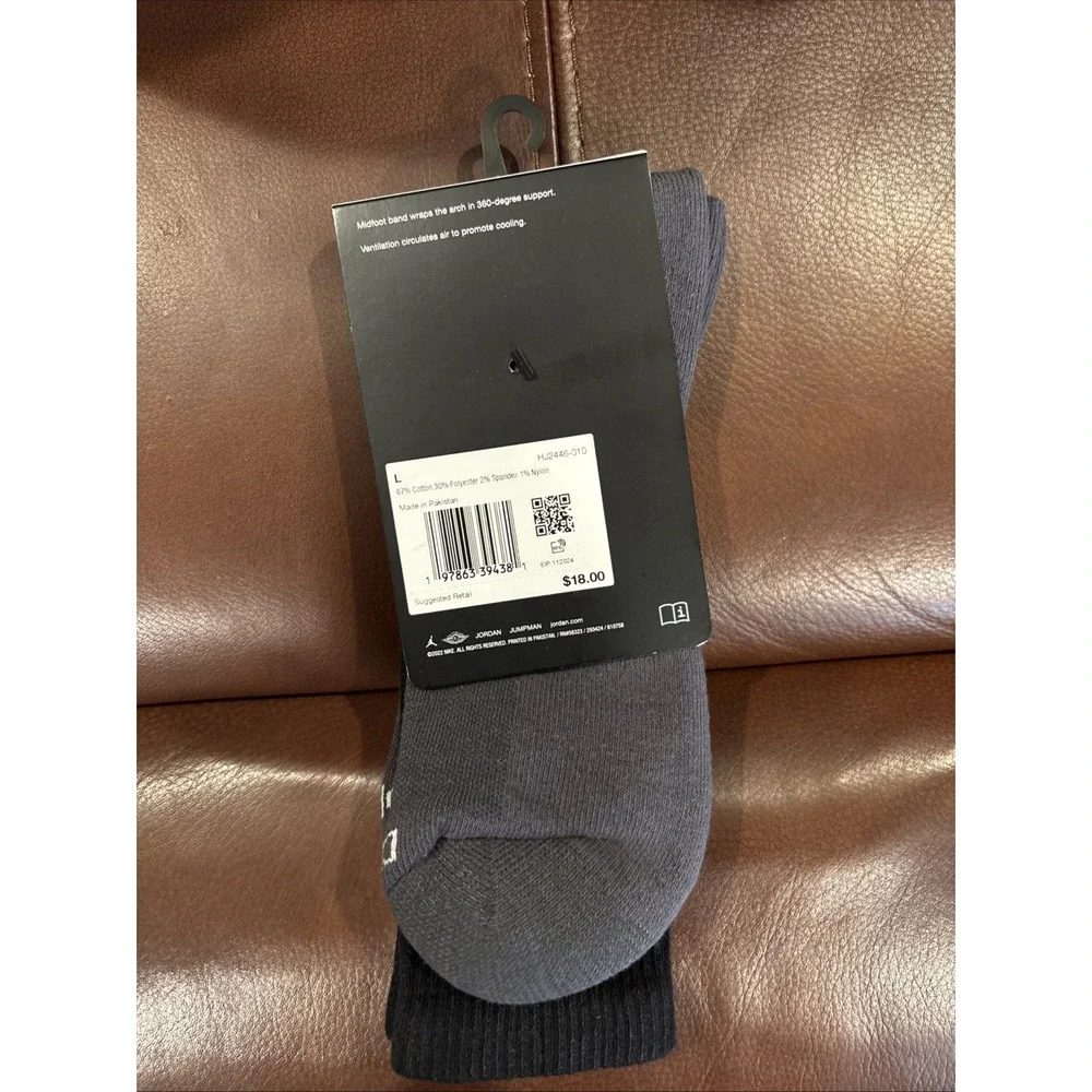 Nike Everyday Plus Cushioned Ankle Socks (2 Pairs) HJ2446-010 Size L  8-12